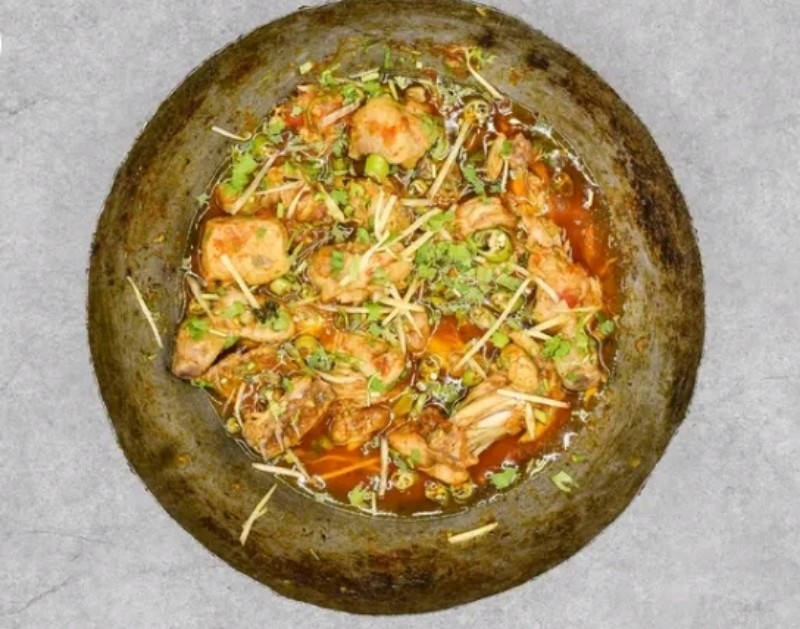 Picture of Chicken Karahi (red) full